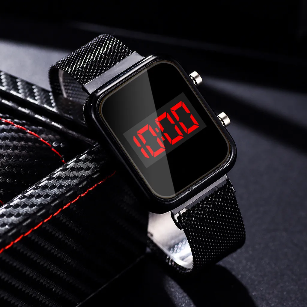 موضة مشبك مغناطيسي مستطيل LED  - مراجعة Luxury Watch Exchange وسعره