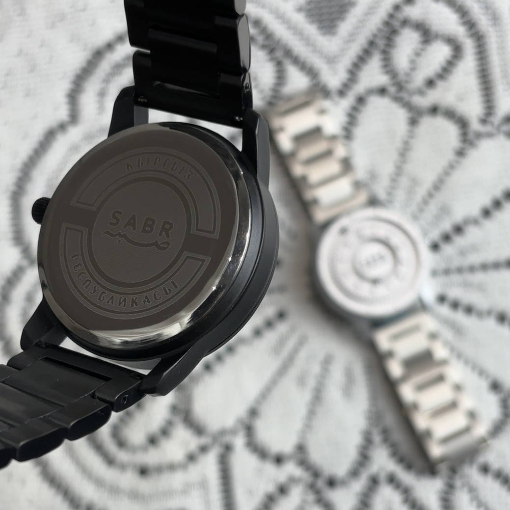 ساعة كوارتز رجالية بأرقام عربي - مراجعة Luxury Watch With Arabic Numerals وسعره