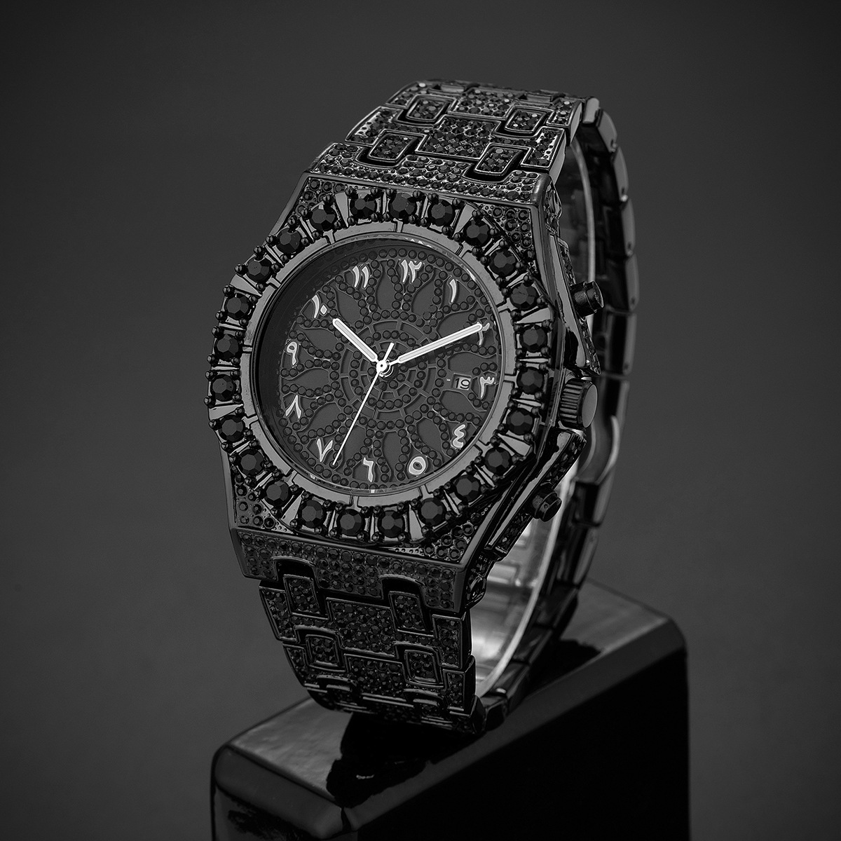ساعة يد فاخرة من Uwin بتصميم د - مراجعة Luxury Watch With Arabic Numerals وسعره
