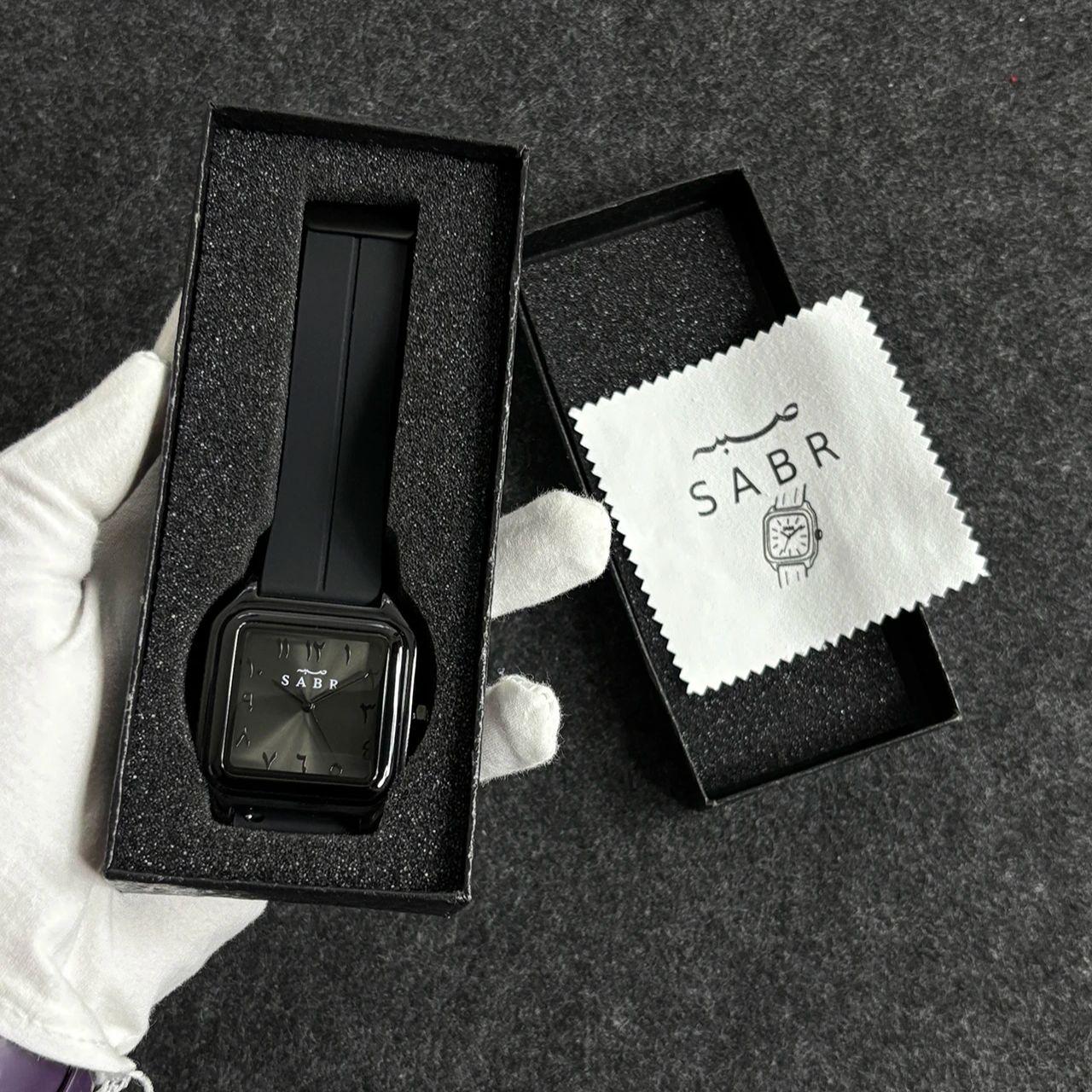 ساعة SABR بأرقام عربية للرجال  - مراجعة Luxury Watch With Arabic Numerals وسعره