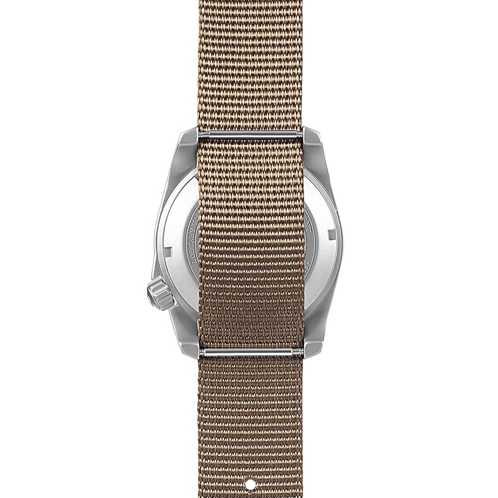 ساعات بوديري فيلد من التيتانيو - مراجعة Titanium Sport Watch وسعره
