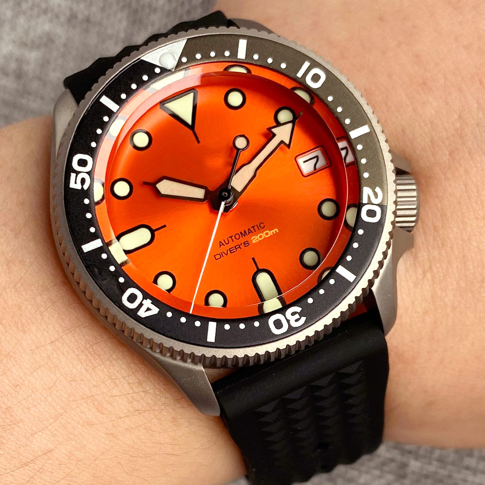 37 مللي متر 65 جرام التيتانيوم - مراجعة Titanium Sport Watch وسعره